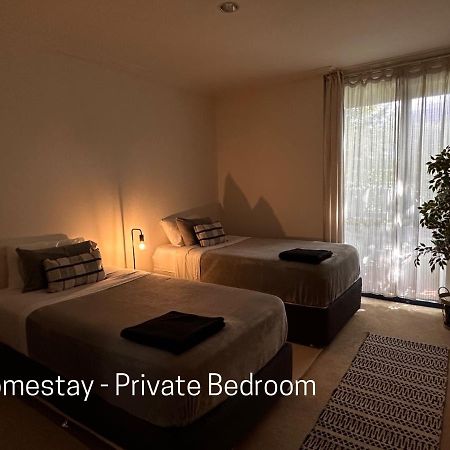Homestay - Yarra River Boulevard - Private Room Melbourne City Exterior foto