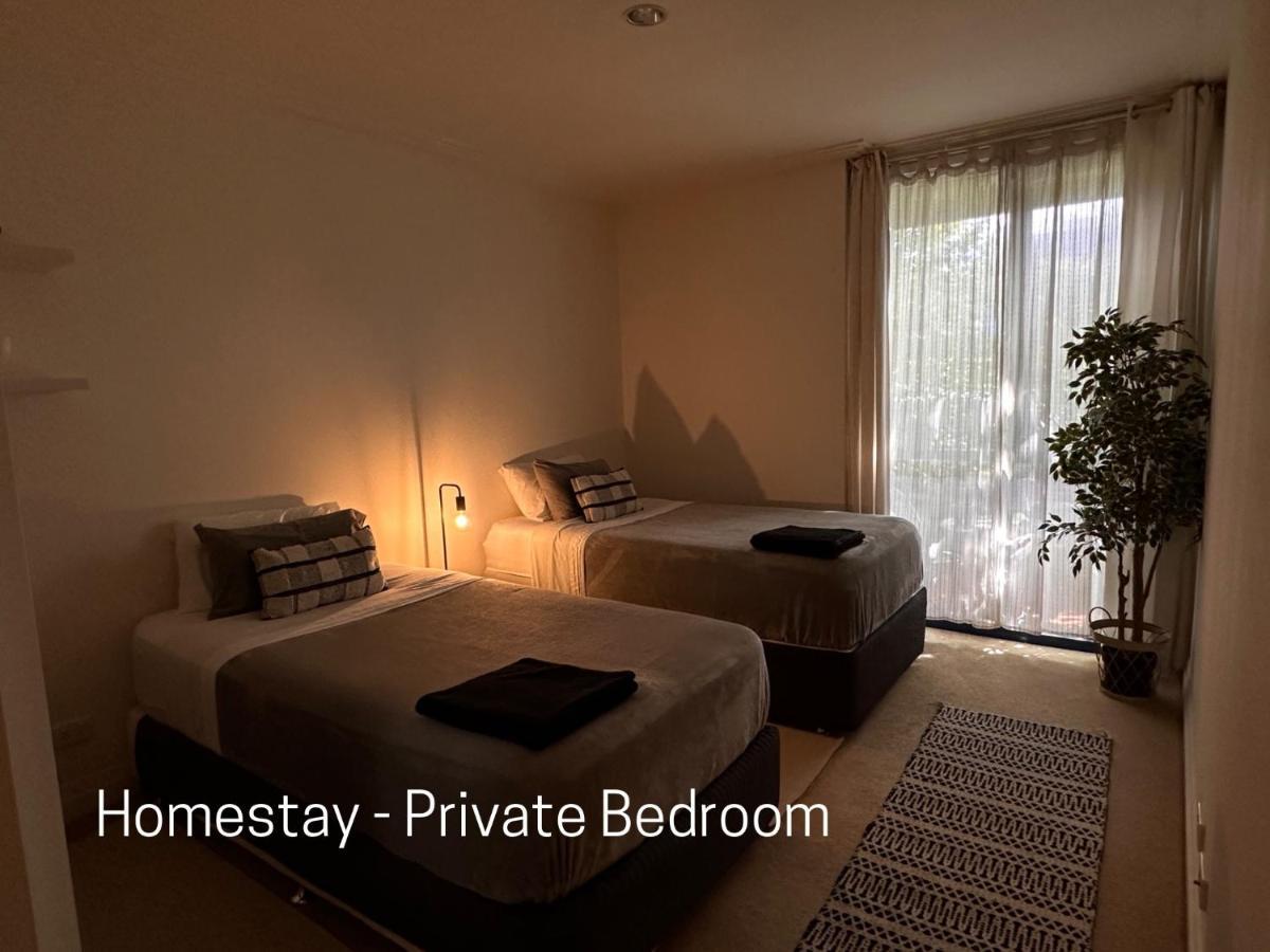 Homestay - Yarra River Boulevard - Private Room Melbourne City Exterior foto